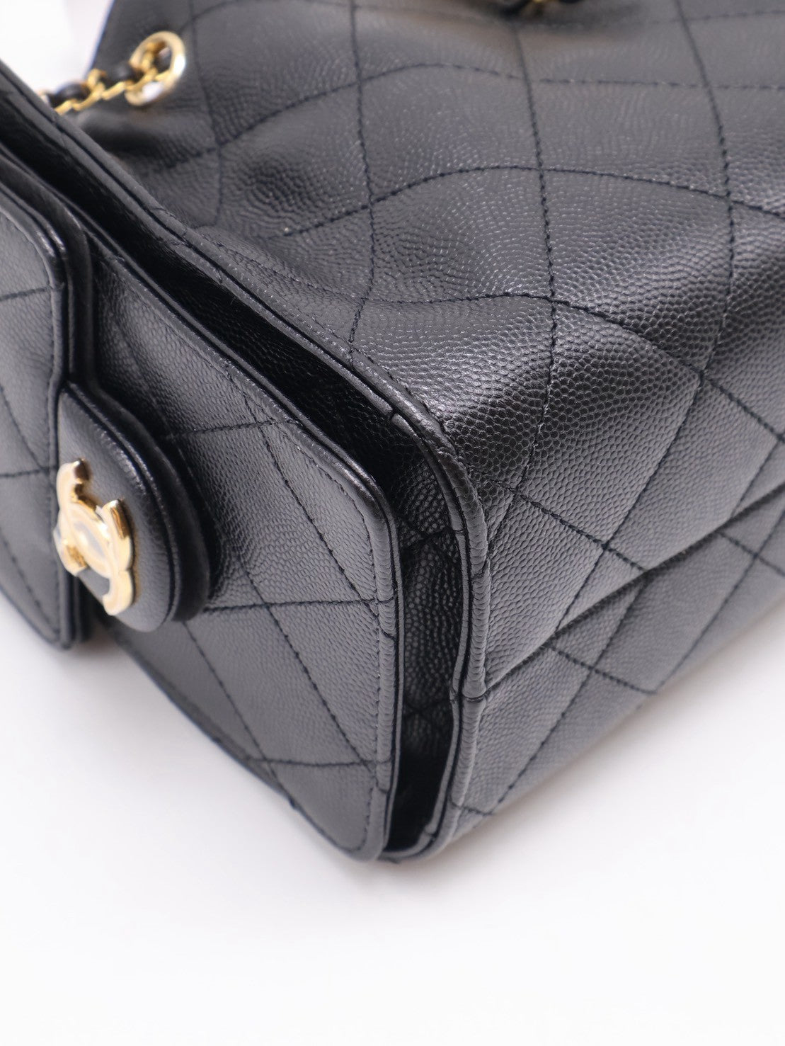 CHANEL 25 Mini Hobo Bag - 黑亮金