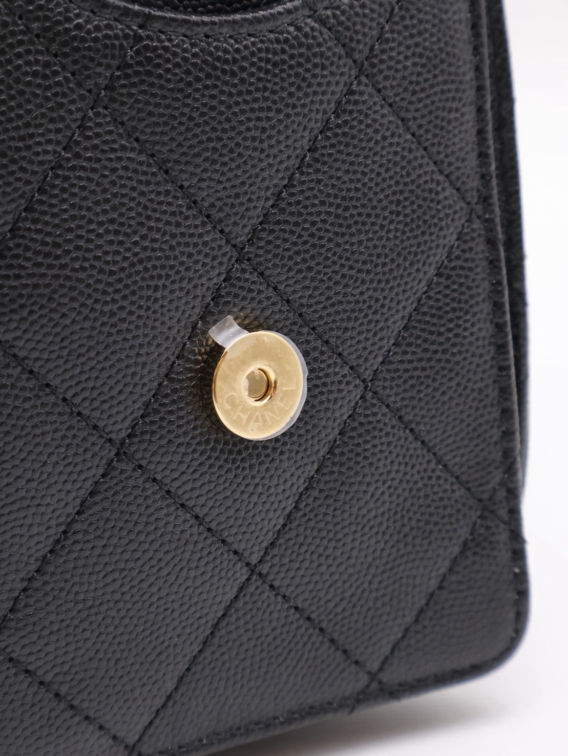 CHANEL 25 Mini Hobo Bag - 黑亮金