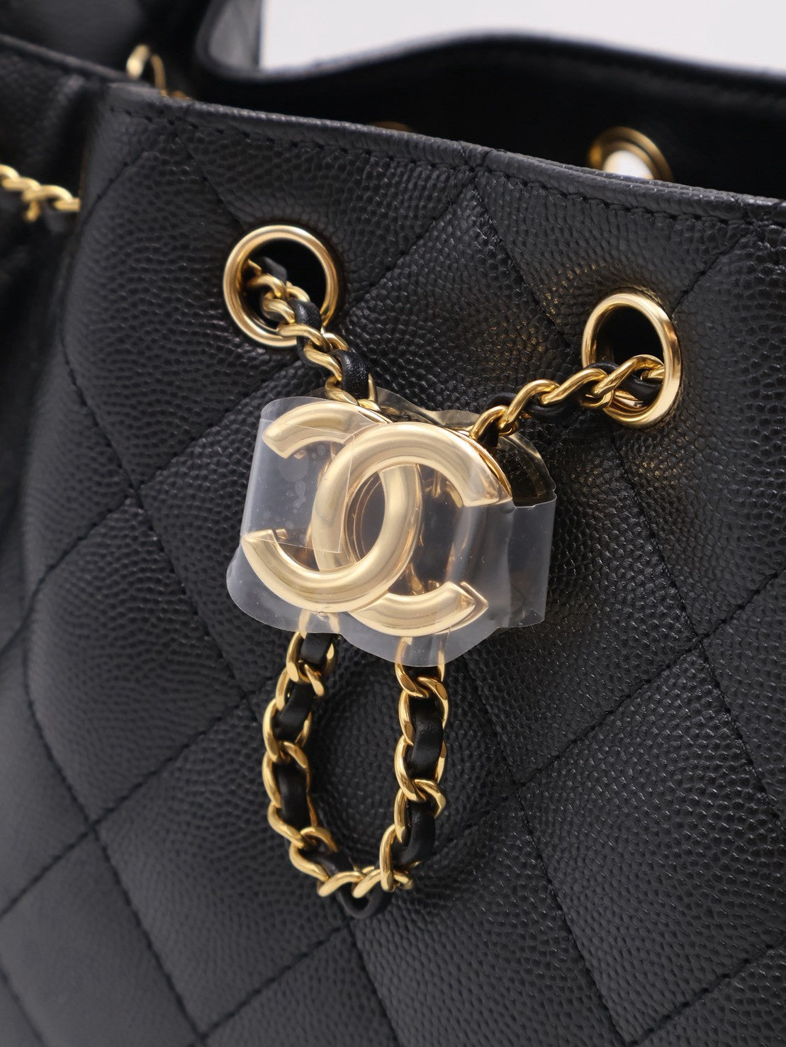 CHANEL 25 Mini Hobo Bag - 黑亮金