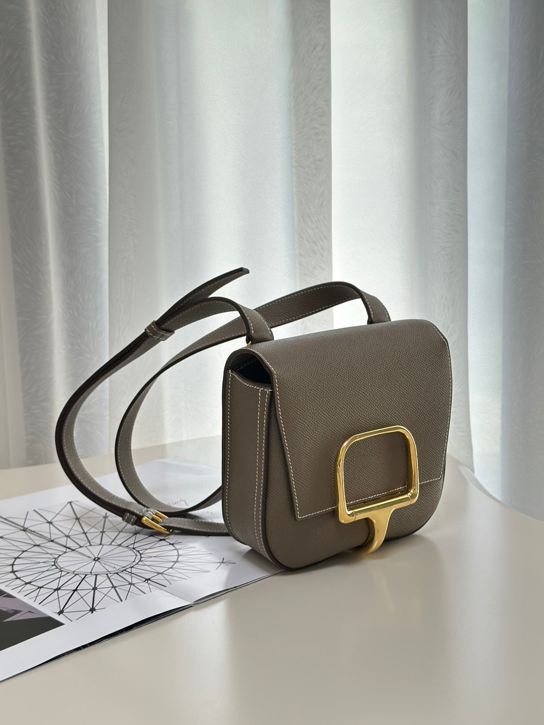 HERMES Della mini - 灰金 U