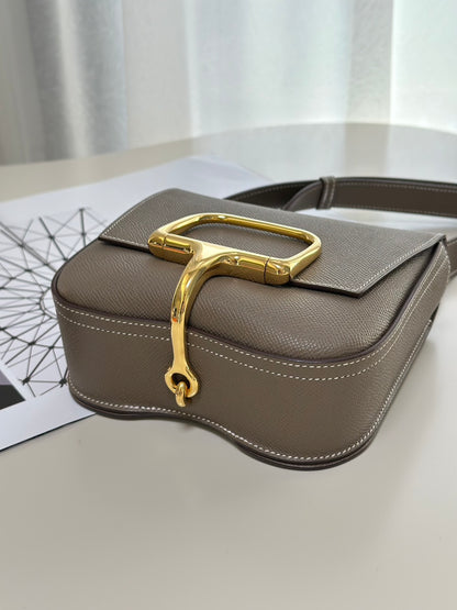 HERMES Della mini - 灰金 U