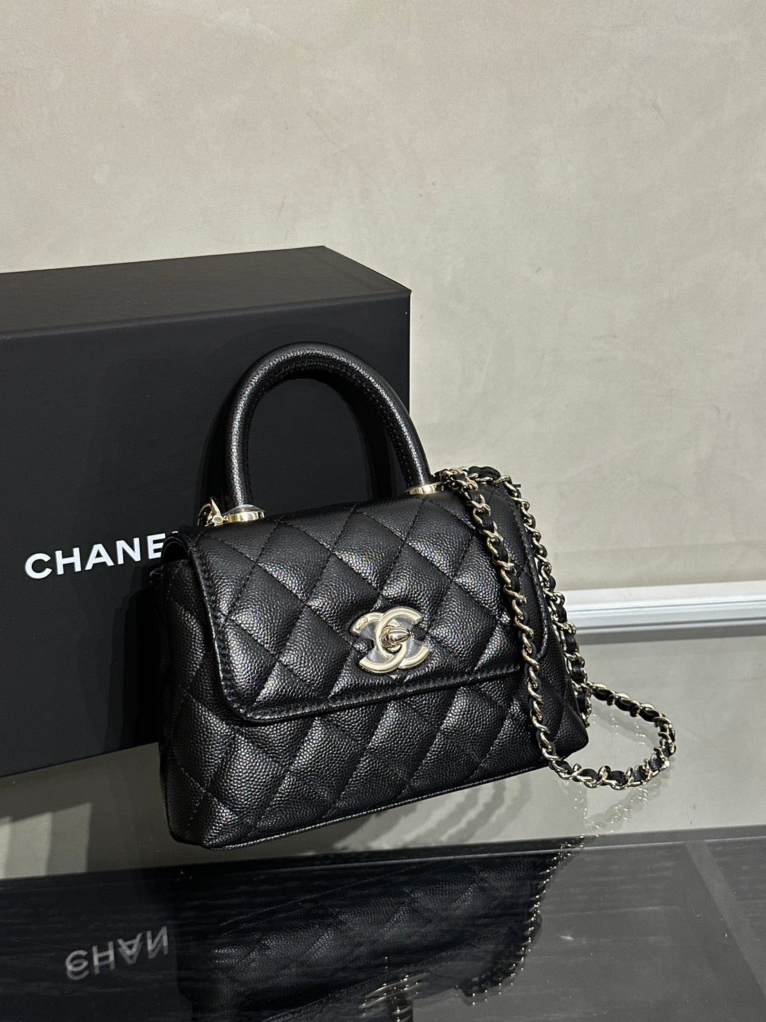 CHANEL Coco Handle - Nano黑金
