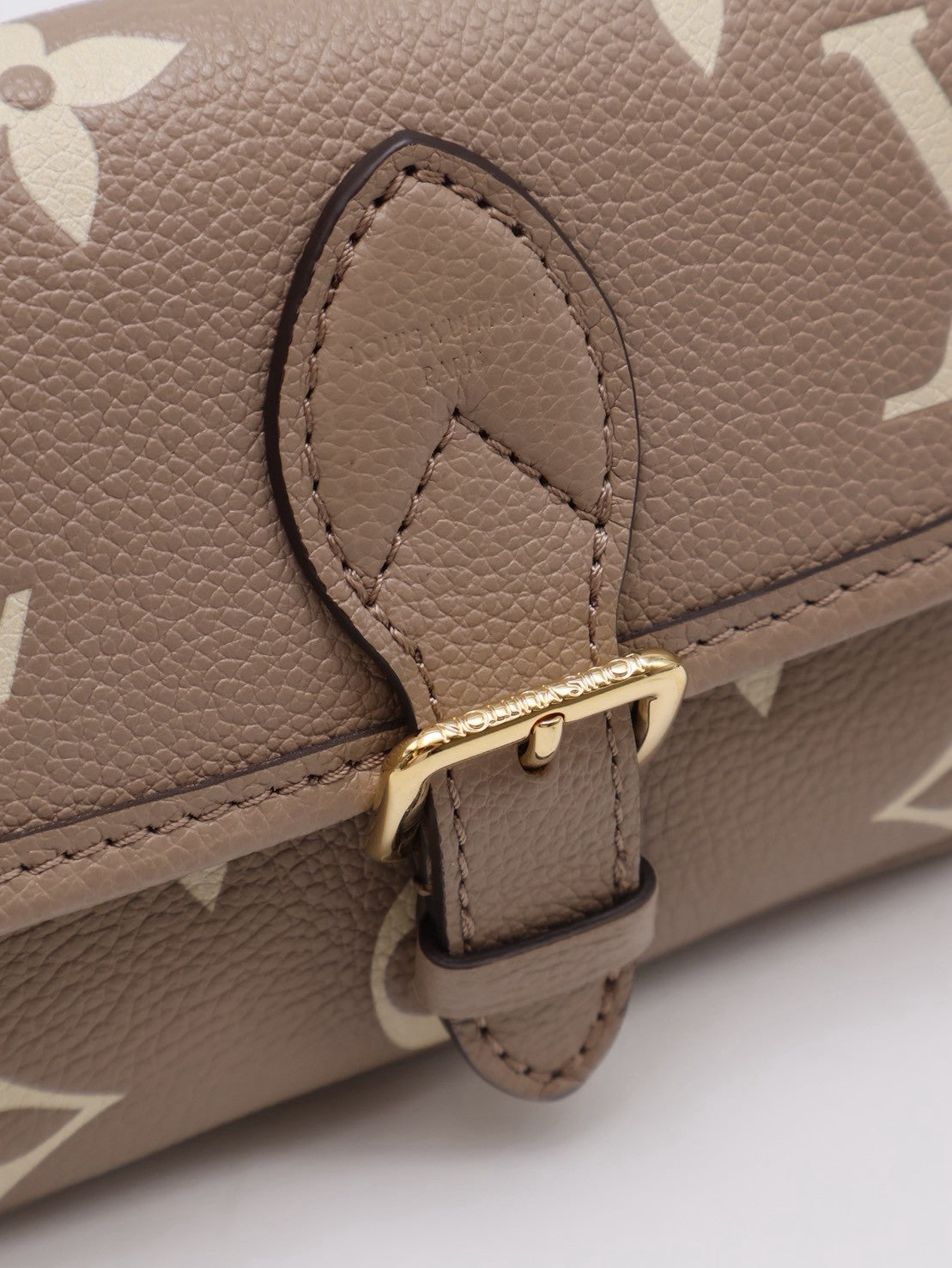 LOUIS VUITTON Nano Diane法棍包 - 斑鳩灰