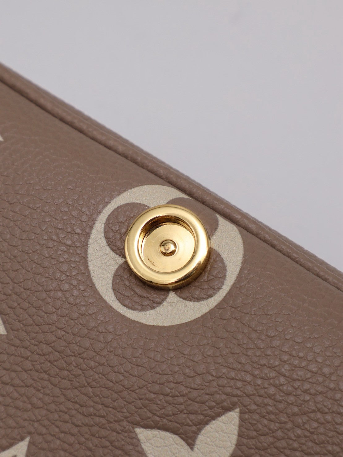 LOUIS VUITTON Nano Diane法棍包 - 斑鳩灰