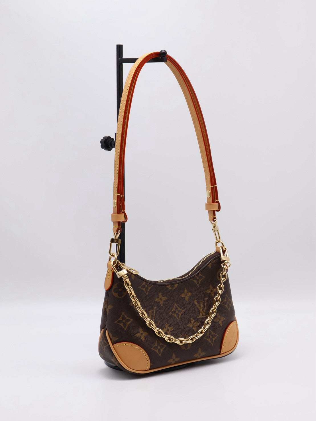 LOUIS VUITTON Nano Boulogne牛角包