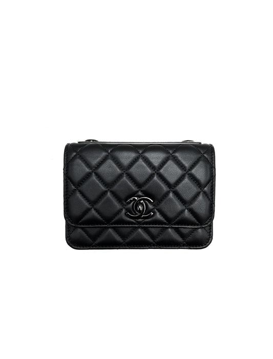 CHANEL Trendy mini woc - so black