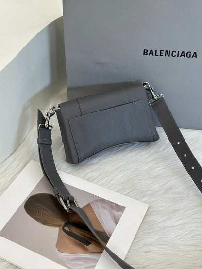 Balenciaga Downtown斜背包 - XXS灰銀
